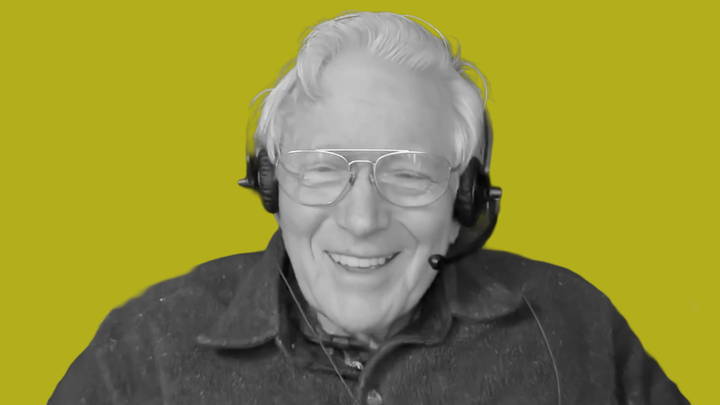 Research professor at Boston College Peter Gray smiling while talking about gaming and evolutionary psychology.